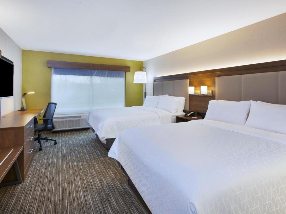 Holiday Inn Express & Suites - Brighton By Ihg Bagian luar foto