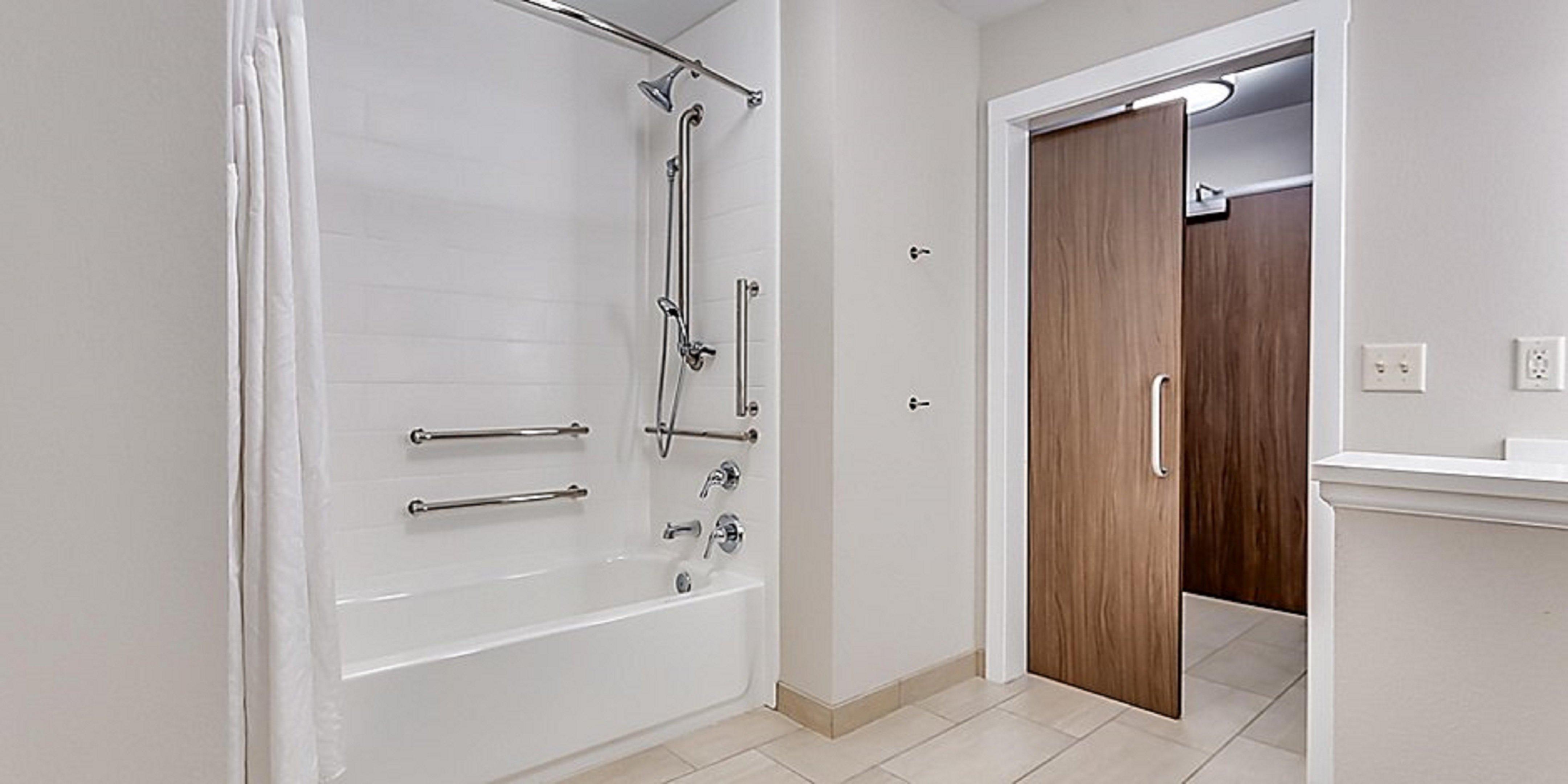 Holiday Inn Express & Suites - Brighton By Ihg Bagian luar foto