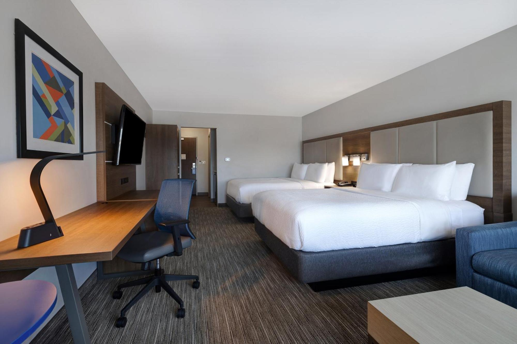 Holiday Inn Express & Suites - Brighton By Ihg Bagian luar foto