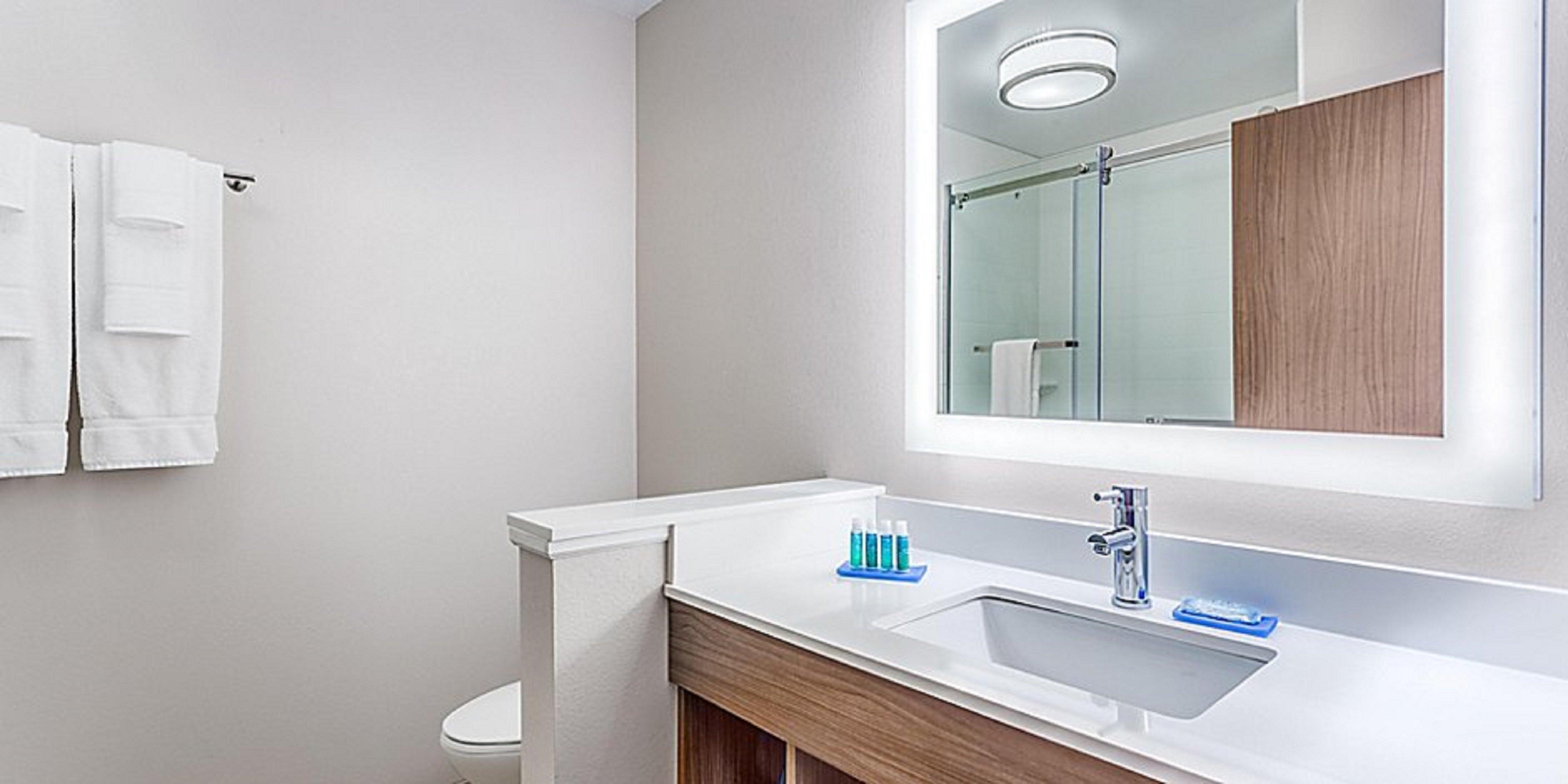 Holiday Inn Express & Suites - Brighton By Ihg Bagian luar foto