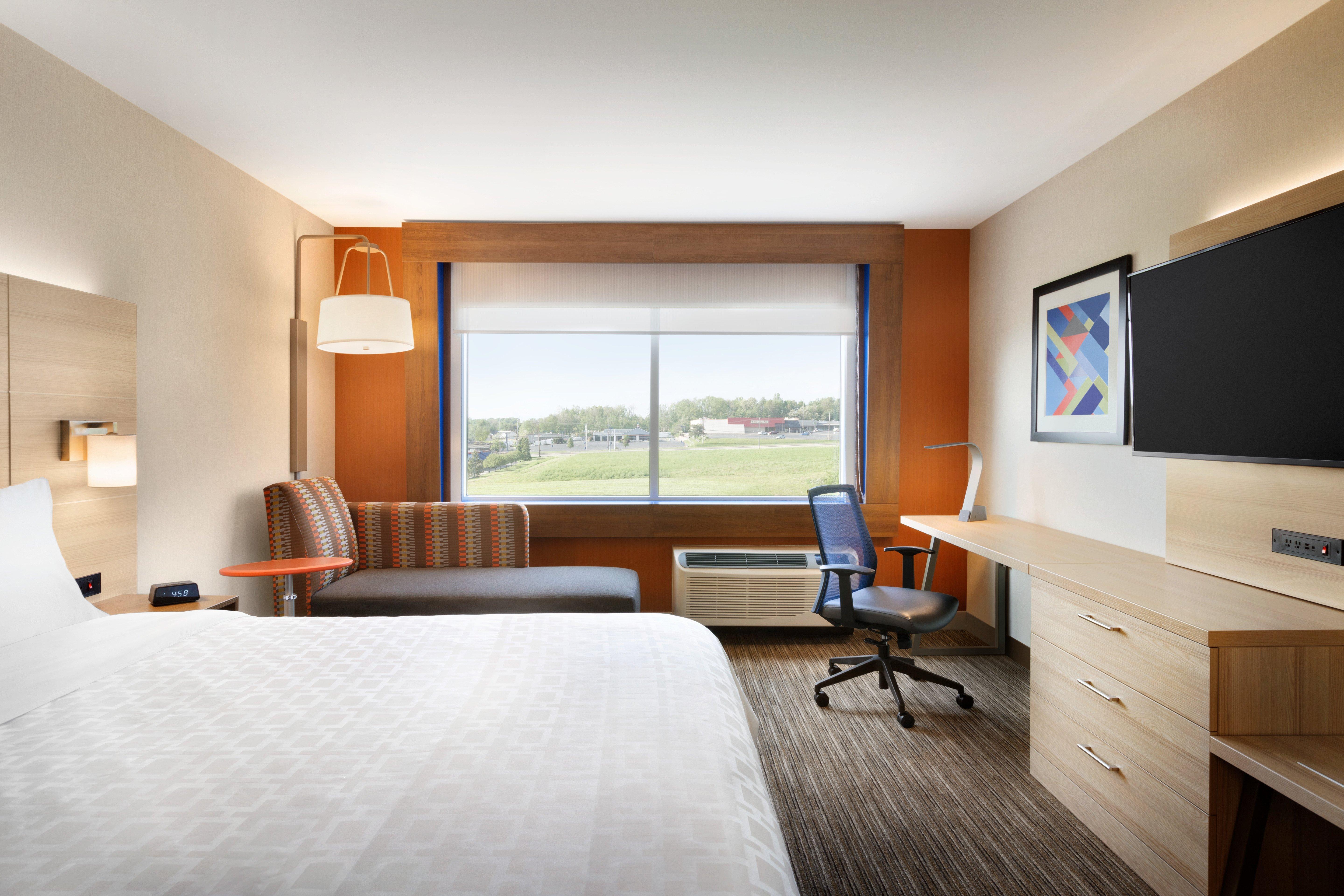 Holiday Inn Express & Suites - Brighton By Ihg Bagian luar foto